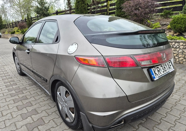 Honda Civic cena 10600 przebieg: 402000, rok produkcji 2006 z Kraków małe 379